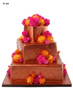 bolo casamento chocolate e flores