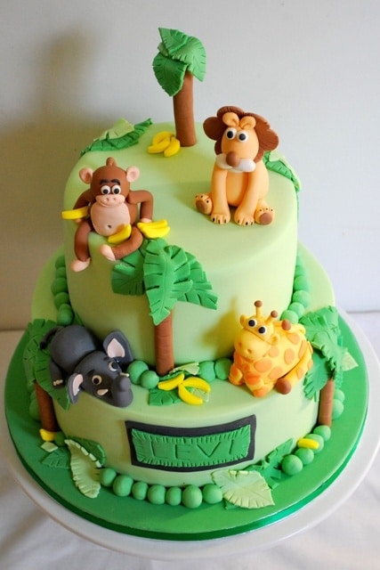 bolo decorado aniversario selva
