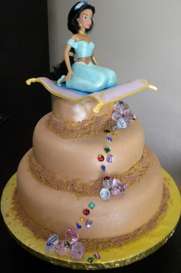 Bolo decorado Princesa Jasmine 