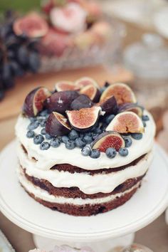 bolo decorados com frutas figos