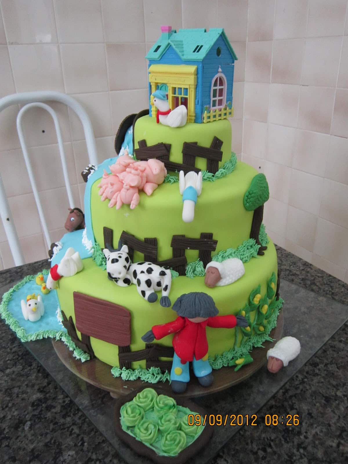 bolo infantil fazenda