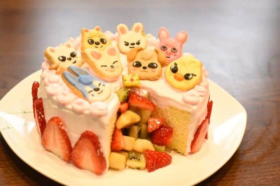 bolos de festa k pop 3
