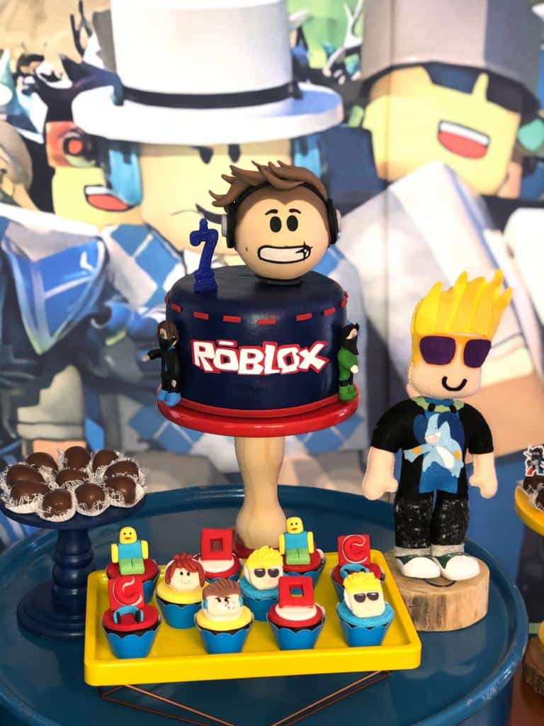 bolo do roblox quadrado