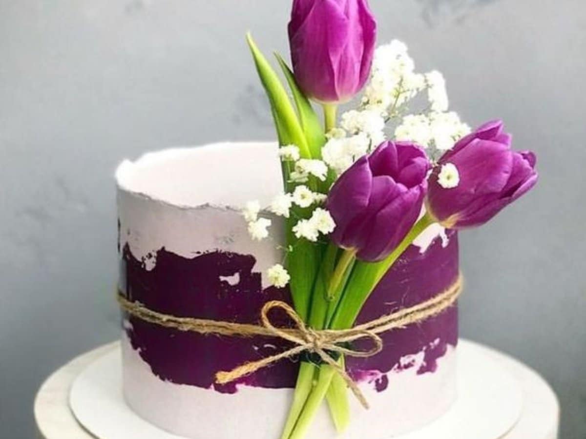 ideias de bolos decorados com tulipas 11