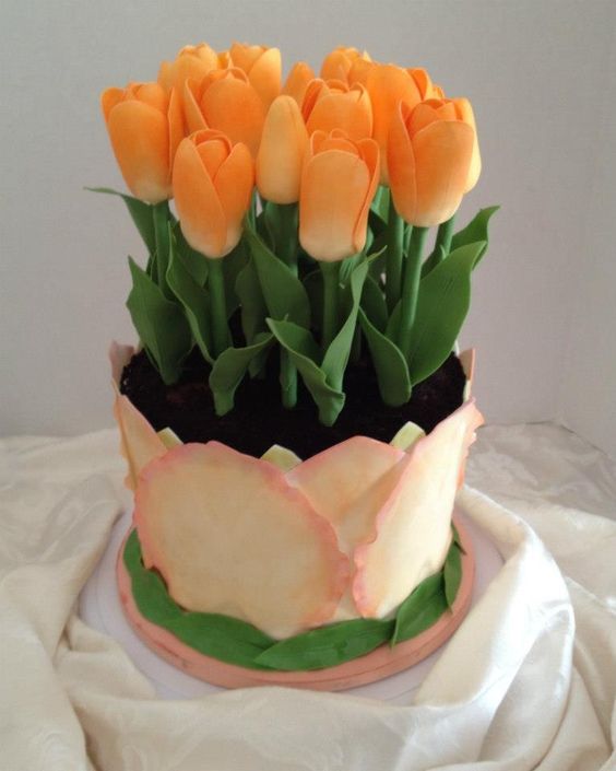 ideias de bolos decorados com tulipas 4