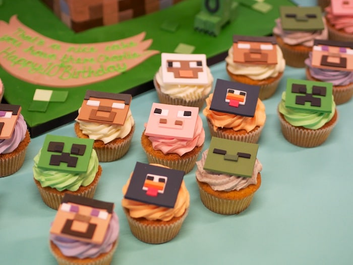 Beliciosos - Bolo de aniversário - tema minecraft